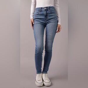 💜American Eagle Outfitters Blue Skinny Stretch Jeans